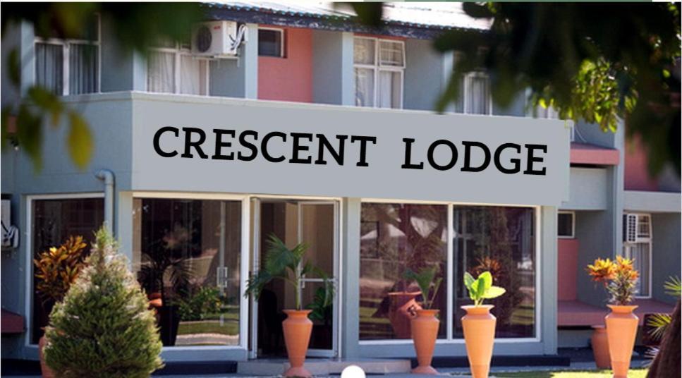 Crescent Lodge Livingstone Bagian luar foto
